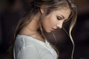 women-profile-pictures-8vxjyailtsus6skr.jpg